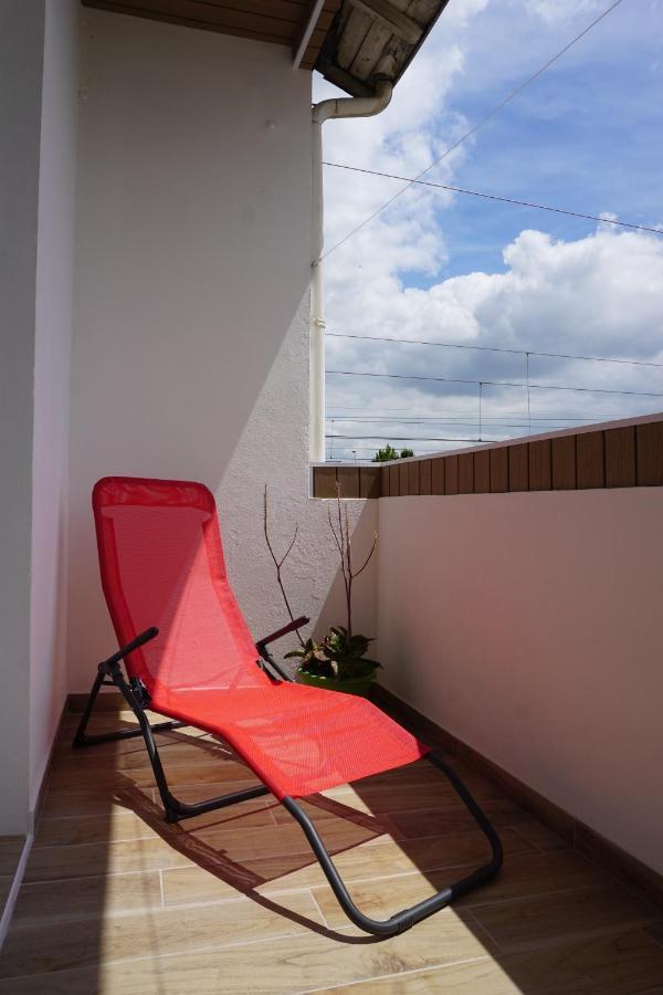 Appart Chic & Moderne Avec Balcon La Roche-sur-Yon Bagian luar foto